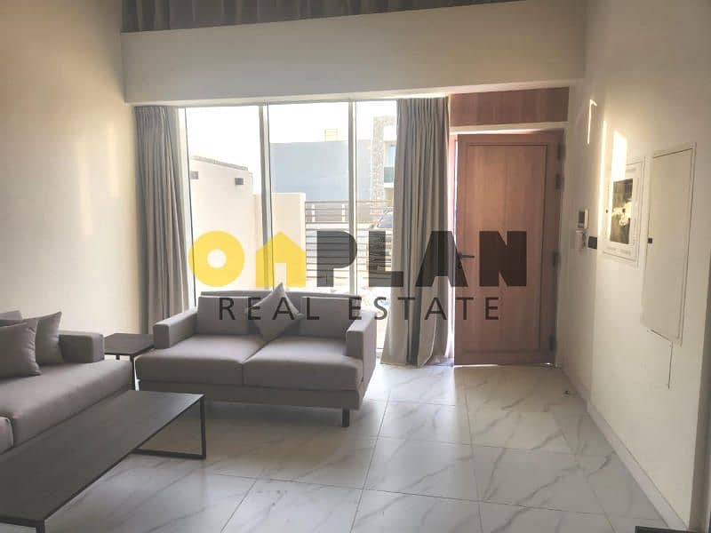 Unfurnished 3BR Villa | Prime Spot | Contemporary Living