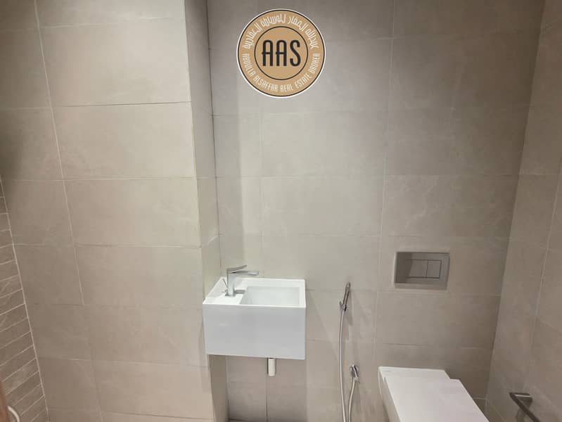 Luxurious 3 Bedroom Hall || Maid's Room || Huge Balcony || In 210K Only