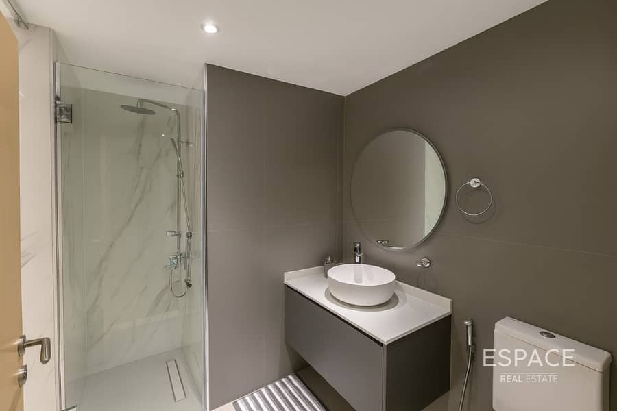 Beach Access | Furnished | 1 Cheque - Image 9