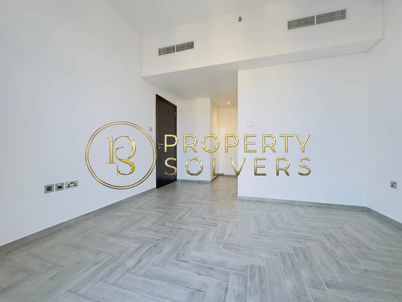 Closed Kitchen | Well-Maintained | Huge layout