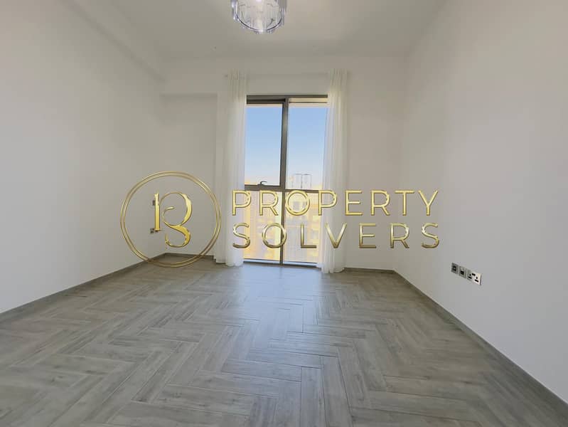 Closed Kitchen | Well-Maintained | Huge layout - Image 7