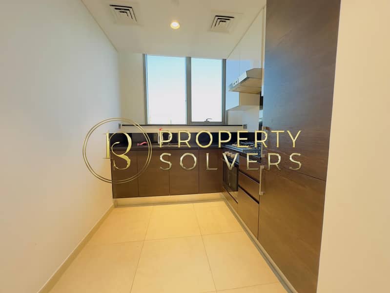 Closed Kitchen | Well-Maintained | Huge layout - Image 10