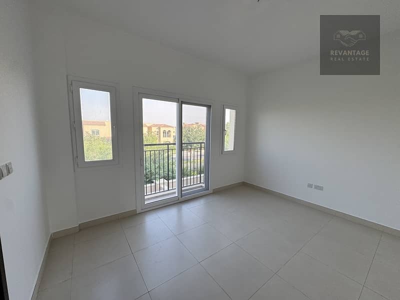 Amazing Location | Big Plot Size | Exclusive Unit - Image 14