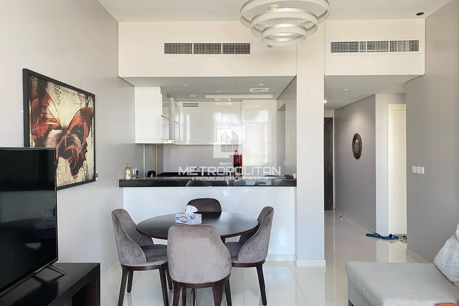 Mid Floor | Stunning View | Available February - Image 14