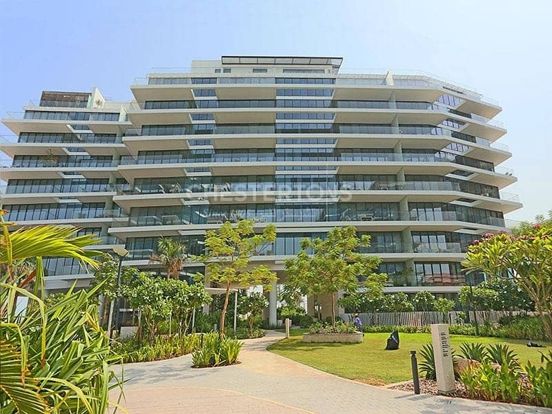 Bright and spacious 2 BR with  full sea view