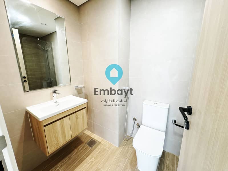 Corner unit | Big plot | Negotiable - Image 14