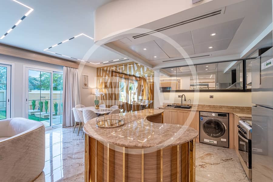 2 BEDROOM | PARK BACKING | UPGRADED | VACANT