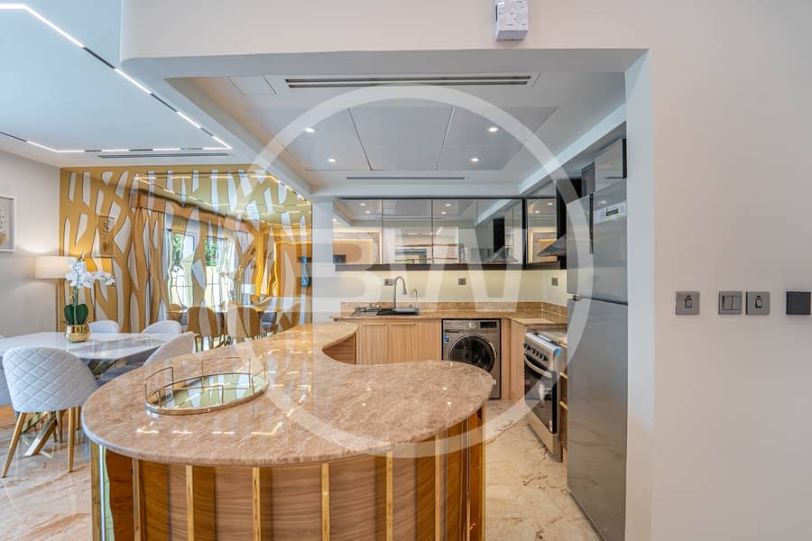 2 BEDROOM | PARK BACKING | UPGRADED | VACANT