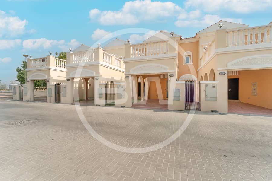 2 bedroom | upgraded | park backing | vacant - Image 23