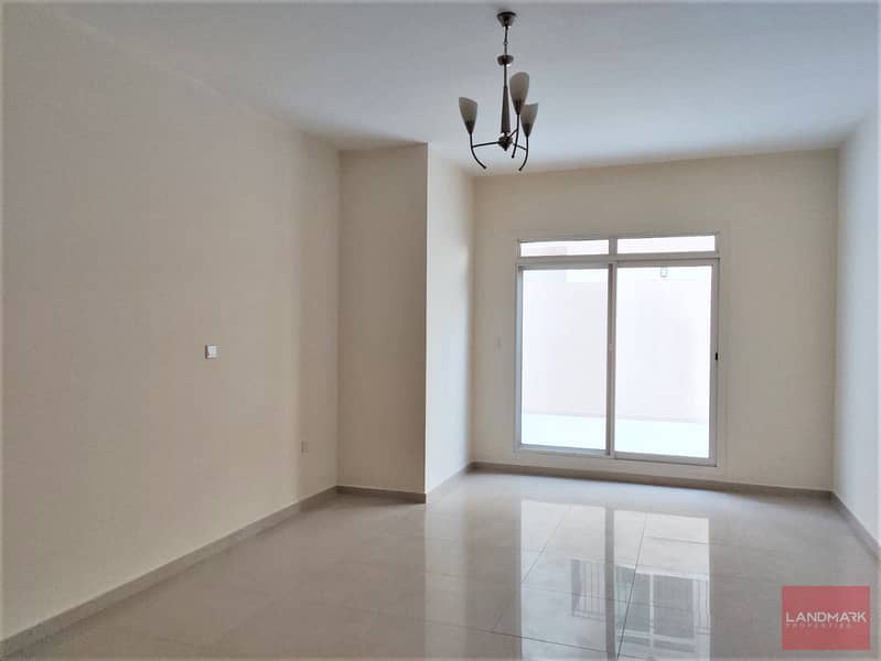 BIG UNIT | WITH TERRACE | FIRST FLOOR