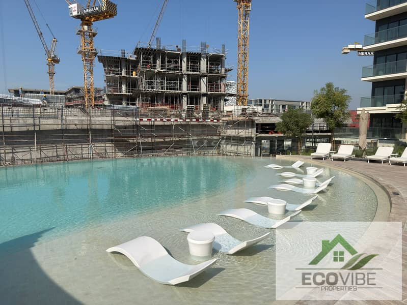 Spacious 1BR | 679 Sqft | Unfurnished | Pool & Park View | Myrtle Al Wasl