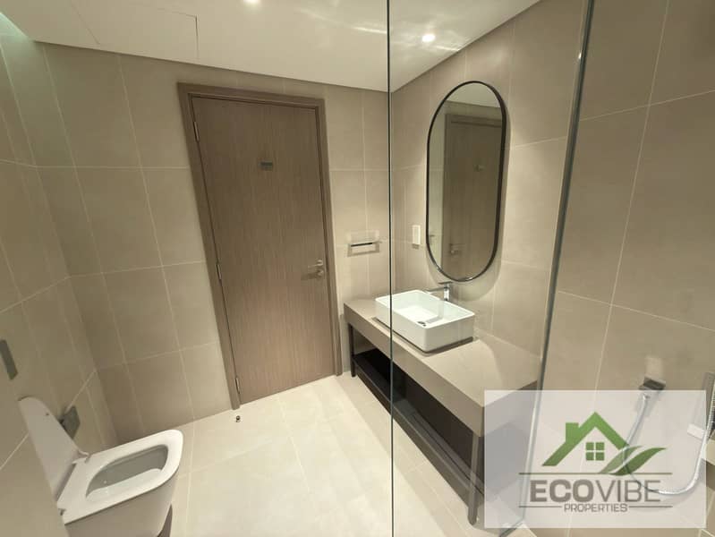 Spacious 1BR | 679 Sqft | Unfurnished | Pool & Park View | Myrtle Al Wasl - Image 11