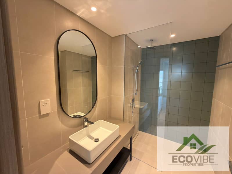 Spacious 1BR | 679 Sqft | Unfurnished | Pool & Park View | Myrtle Al Wasl - Image 12