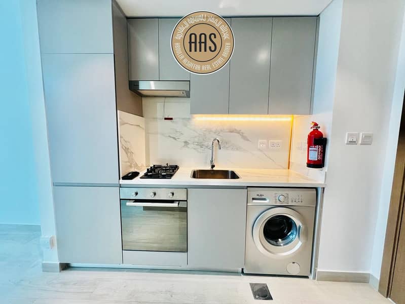 Big Studio in 60k 4 cheques payment area 400sqft - Image 7