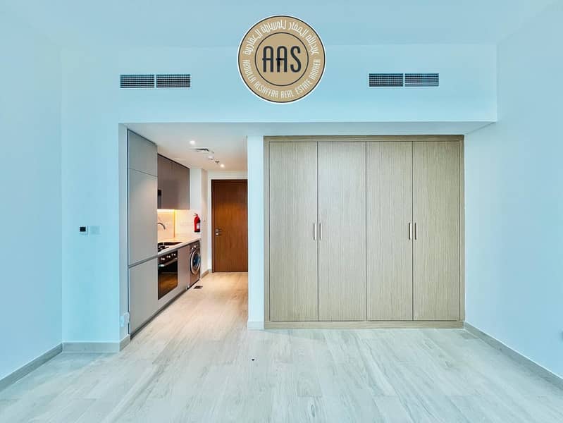 Big Studio in 60k 4 cheques payment area 400sqft - Image 11