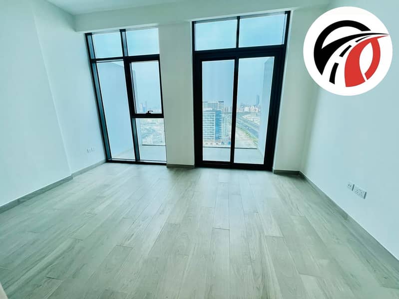 402 sqft very spacious luxury studio with nice view at prime location - Image 11