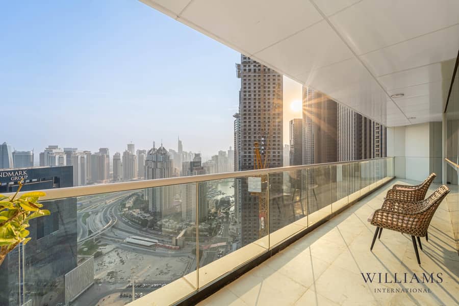 Skyline Views | Stunning 3-Bed | Prime Location - Image 16