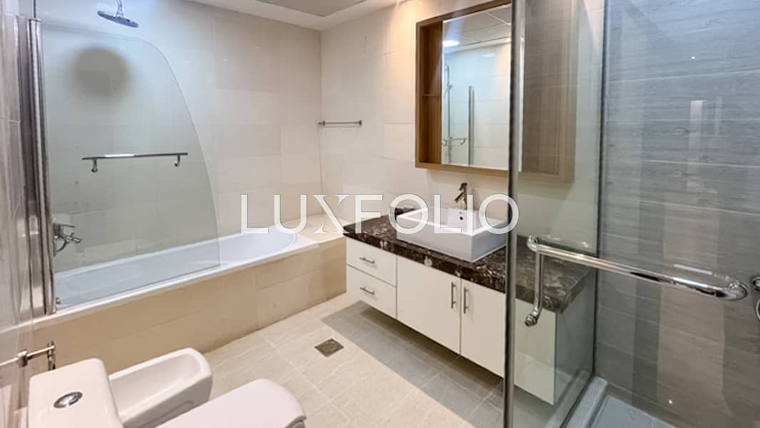 Chiller Free | Full Marina View | 19th January - Image 10