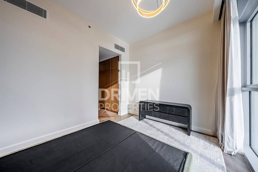 Elegant Modern Layout | Motivated Seller | Vacant - Image 14