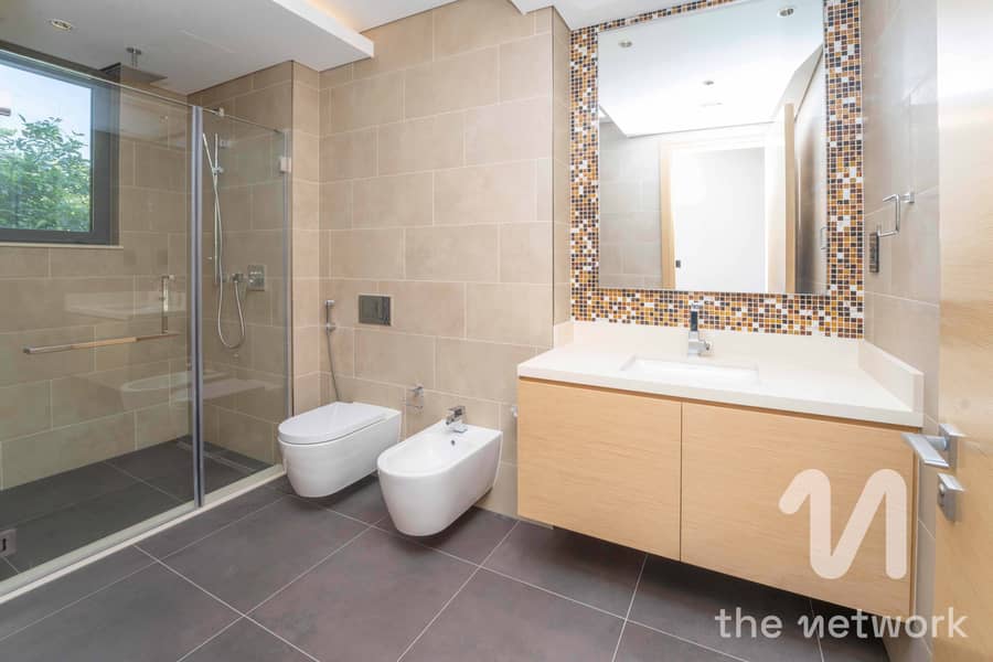 FOREST VILLA | BRILLIANT LOCATION | LUXURY FINISH - Image 16