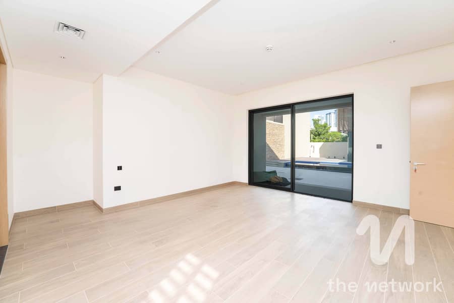 FOREST VILLA | BRILLIANT LOCATION | LUXURY FINISH - Image 18