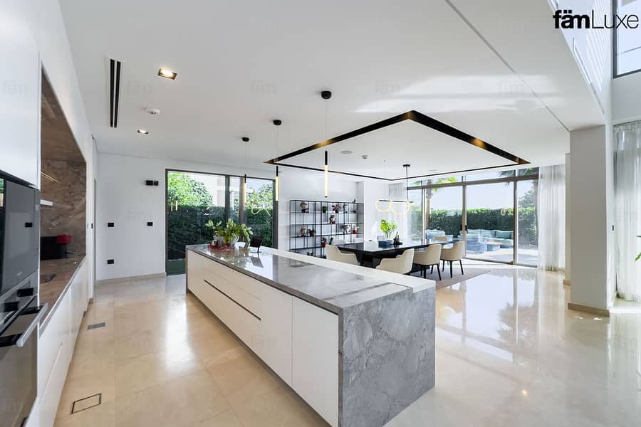 Best Price | Samart Home | On Park | Pool | GYM - Image 12