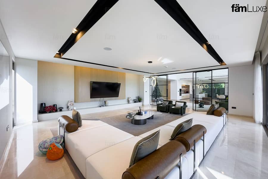 Best Price | Samart Home | On Park | Pool | GYM - Image 19