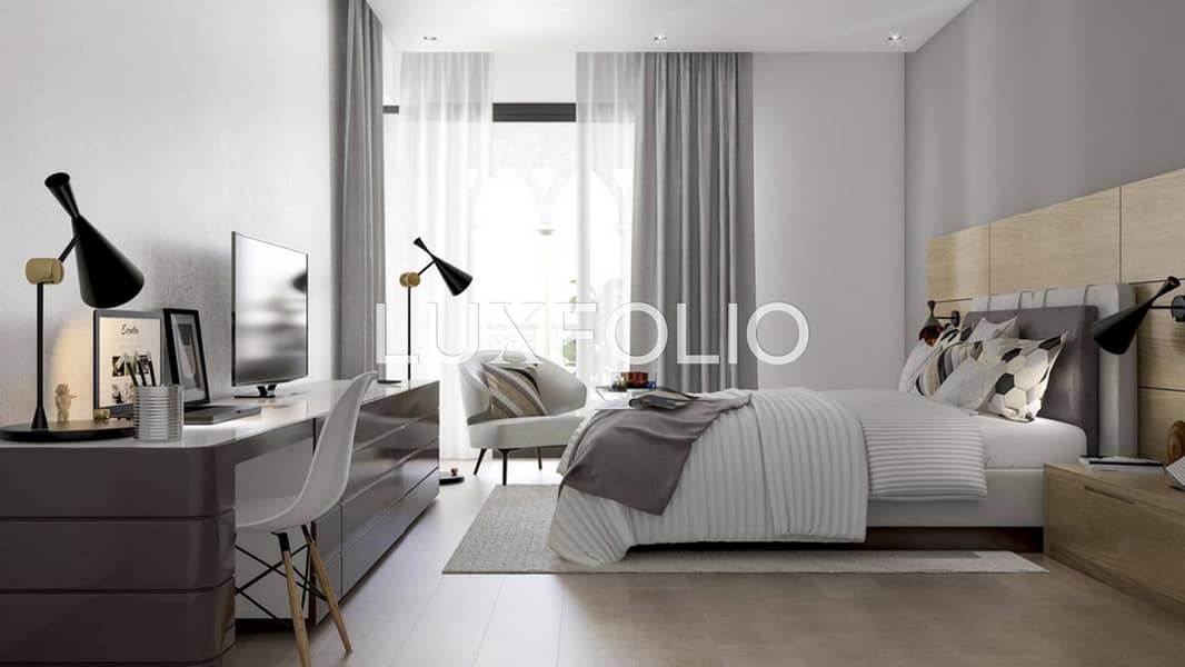 Mid Floor | Marina Living | Genuine Resale