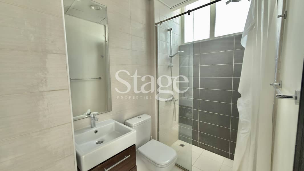 Vacant | Prime Location | Serene Community - Image 16