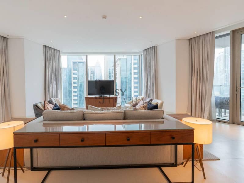 Skyline Luxuries | Spacious 3-Bedroom Apartment - Image 7