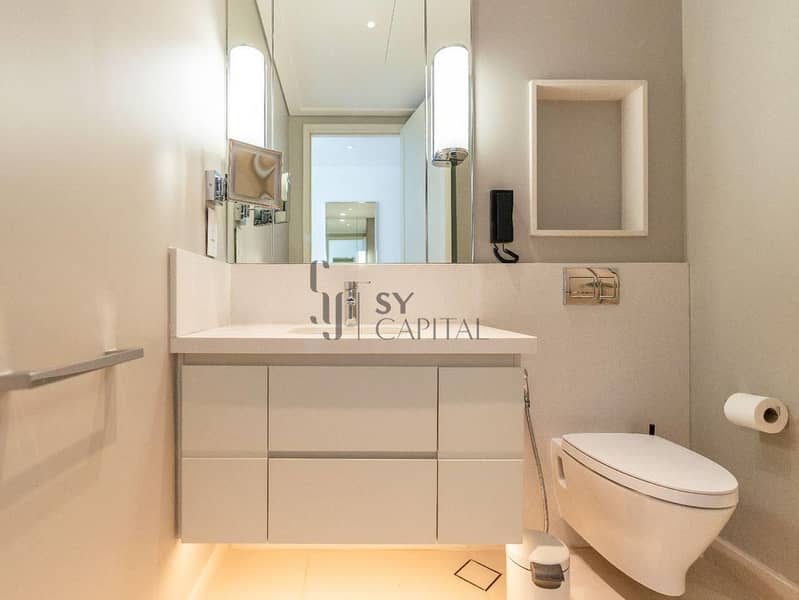 Skyline Luxuries | Spacious 3-Bedroom Apartment - Image 16