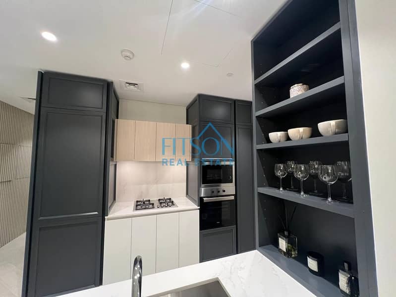 FULLY FURNISHED | DOWNTOWN VIEW | HIGHER FLOOR - Image 7