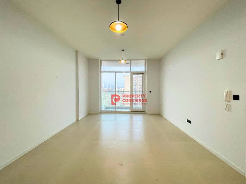 Luxury Unit | Semi Furnished | Ready to Move