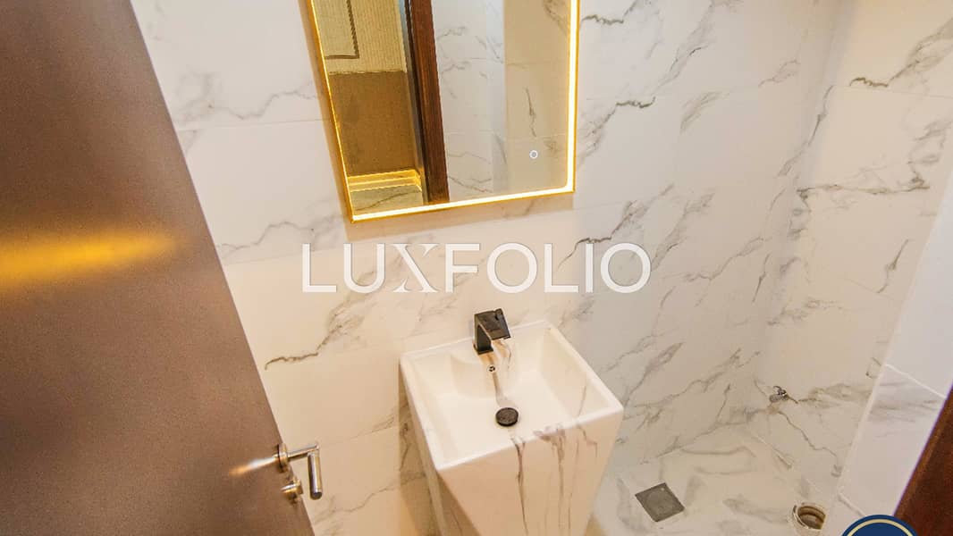 Upgraded | Palm and Sea Views | Available Now