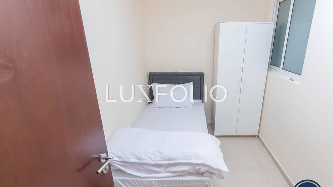 Upgraded | Palm and Sea Views | Available Now - Image 18