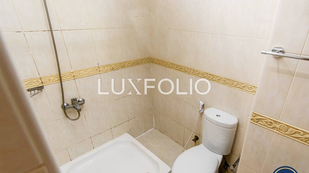 Upgraded | Palm and Sea Views | Available Now - Image 19