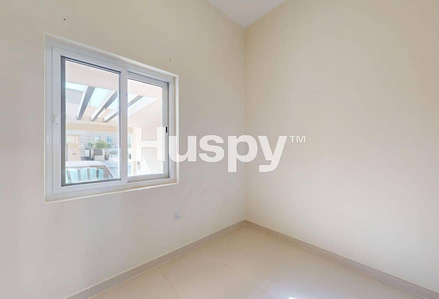 Vacant | Exclusive | Park Backing - Image 7