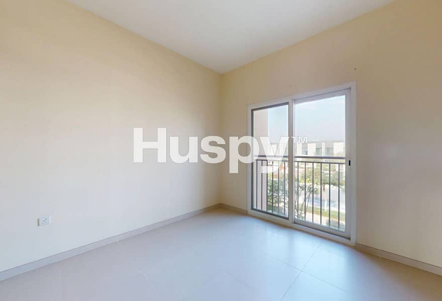 Vacant | Exclusive | Park Backing - Image 10