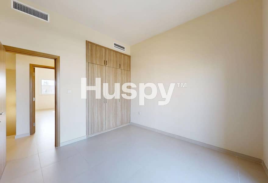 Vacant | Exclusive | Park Backing - Image 11