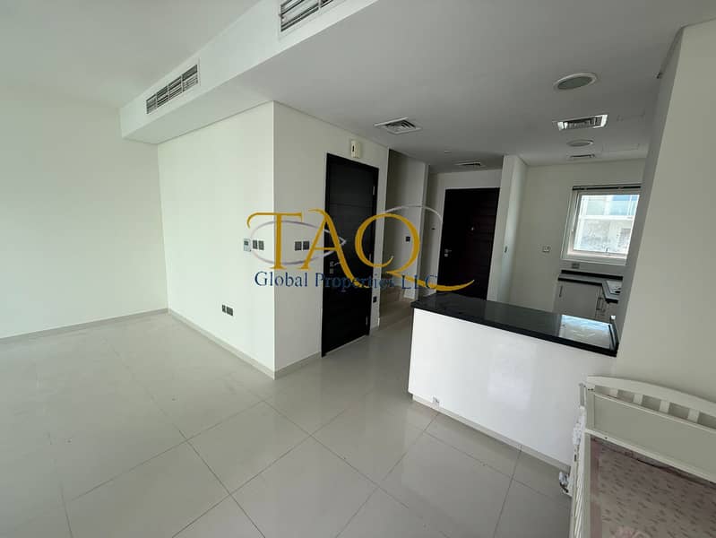 3 BEDROOM TOWNHOUSE | CORNER L SHAPE GARDEN | BACK TO BACK | 4 PAYMENTS |