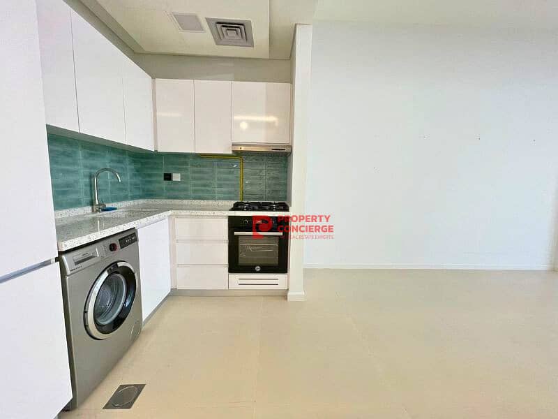 Luxury Unit | Semi Furnished | Ready to Move - Image 6