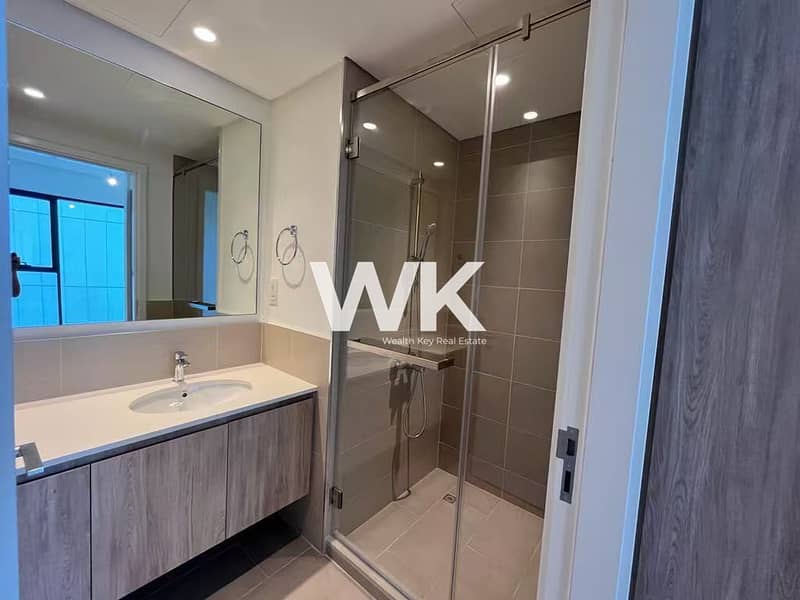 Vacant 2BR|Community View| Spacious Layout - Image 8