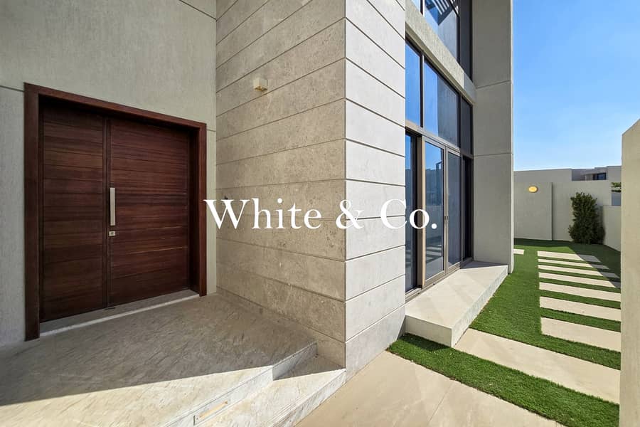 Single Row | Landscaped | Contemporary