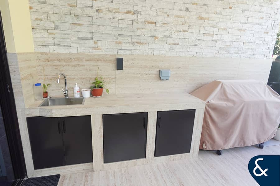 Bigger Plot I Upgraded I Great Location