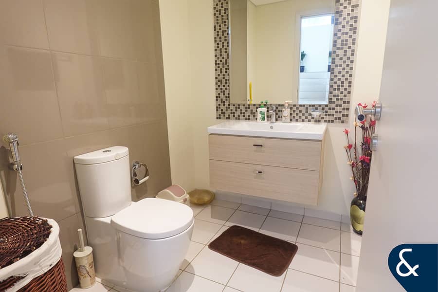 Bigger Plot I Upgraded I Great Location - Image 8