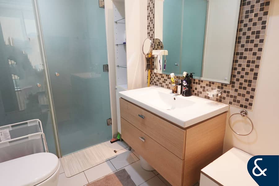 Bigger Plot I Upgraded I Great Location - Image 14