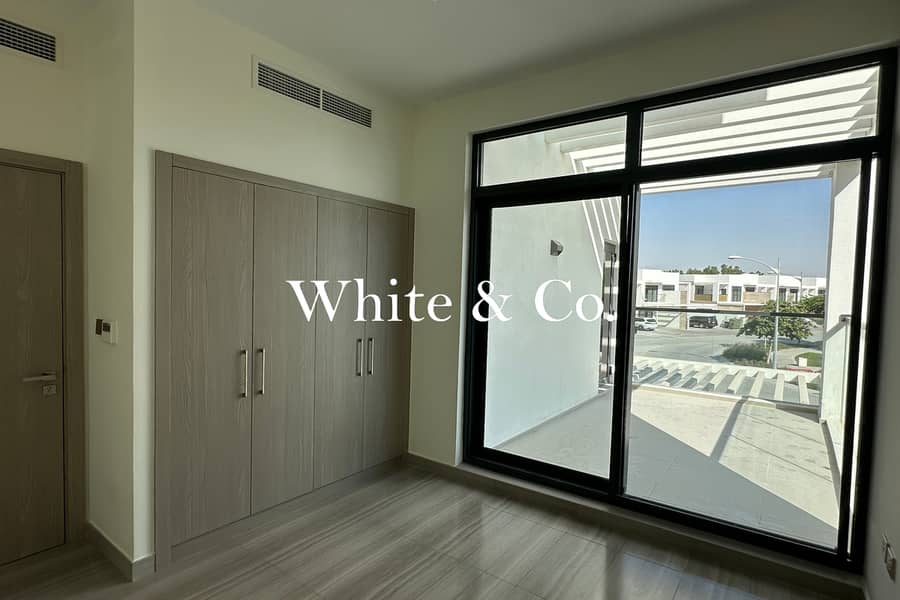 Park Backing | Available | Corner Plot - Image 13