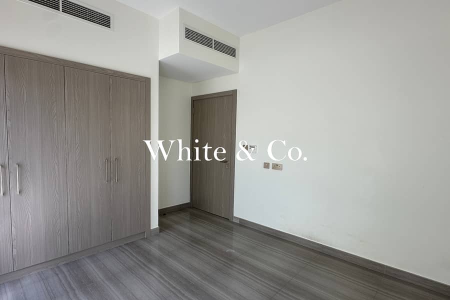 Park Backing | Available | Corner Plot - Image 17