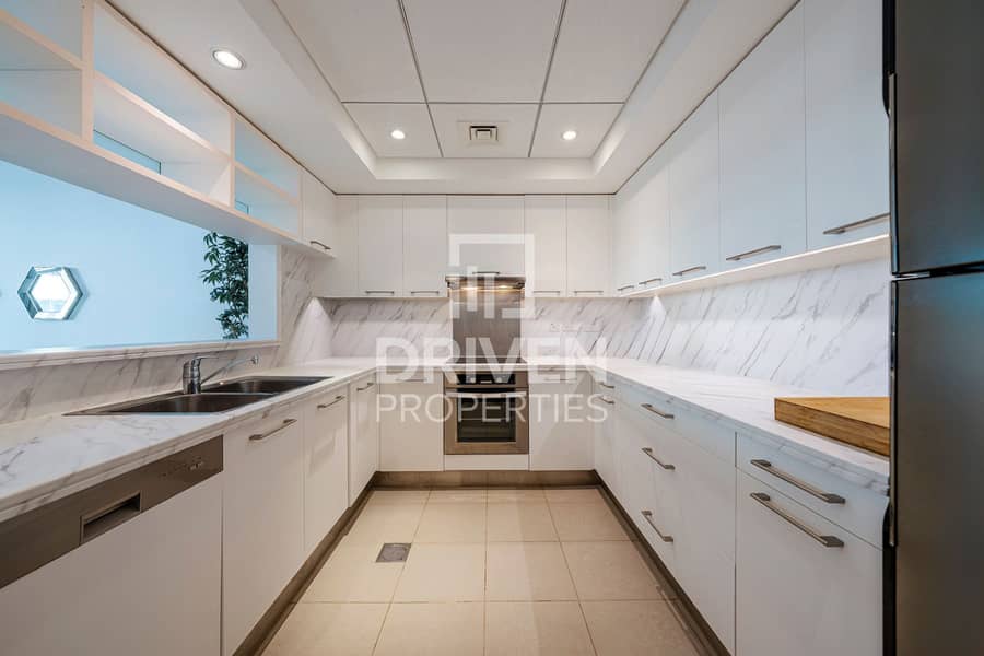 Fully Furnished | Ready to move in | Low Floor