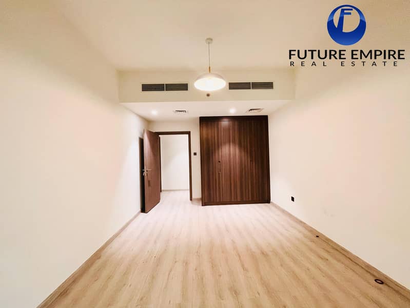Prime Location | 2-BHK Apartment | Luxurious Unit - Image 6